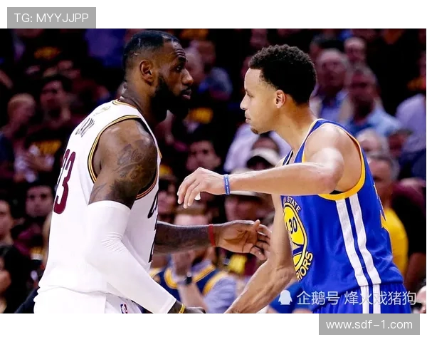 以斯马特近期表现亮眼场均17分三分命中率50%带领球队攻防兼备