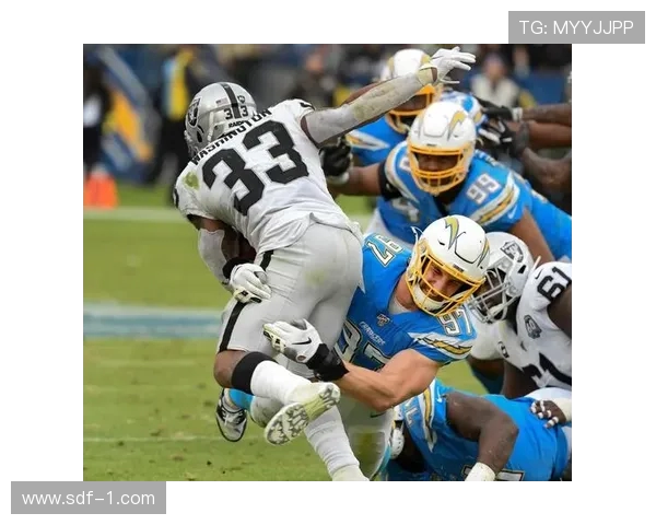 段睿骐半场仅战十分钟七投皆失 数据挂零引发赛场表现讨论激烈一